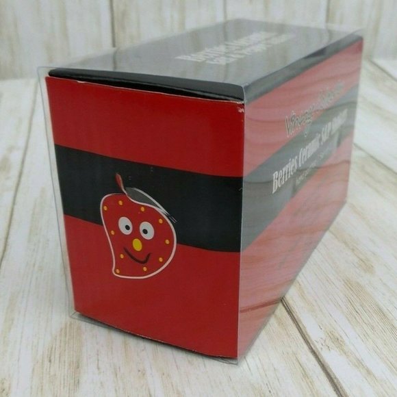 Strawberry Ceramic Smiley Face Happy Fruit Salt Pepper Shakers - Picture 2 of 5